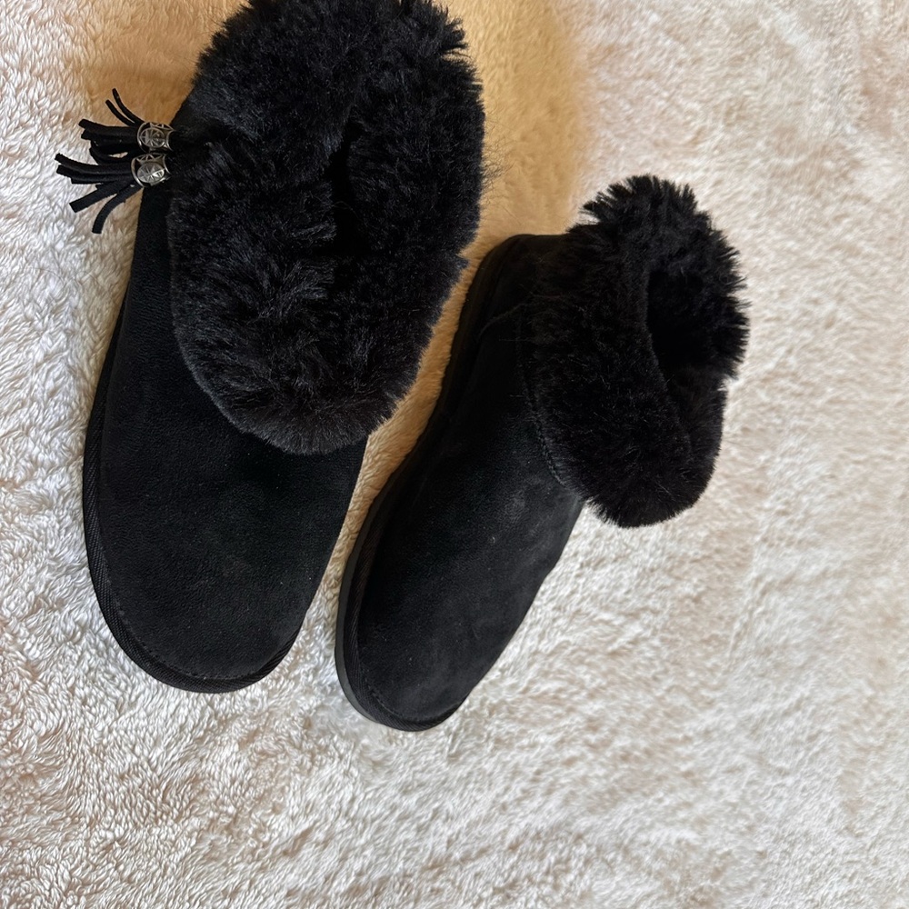 Dunes Black Microfiber Ankle Booties with Faux Fur Lining